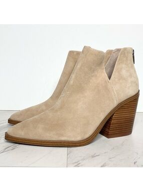 Vince Camuto Gigietta Tan Suede Bootie 11M